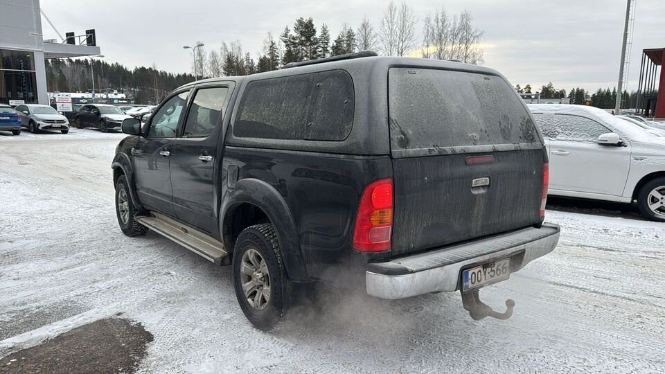 Toyota Hilux vaihtoauto