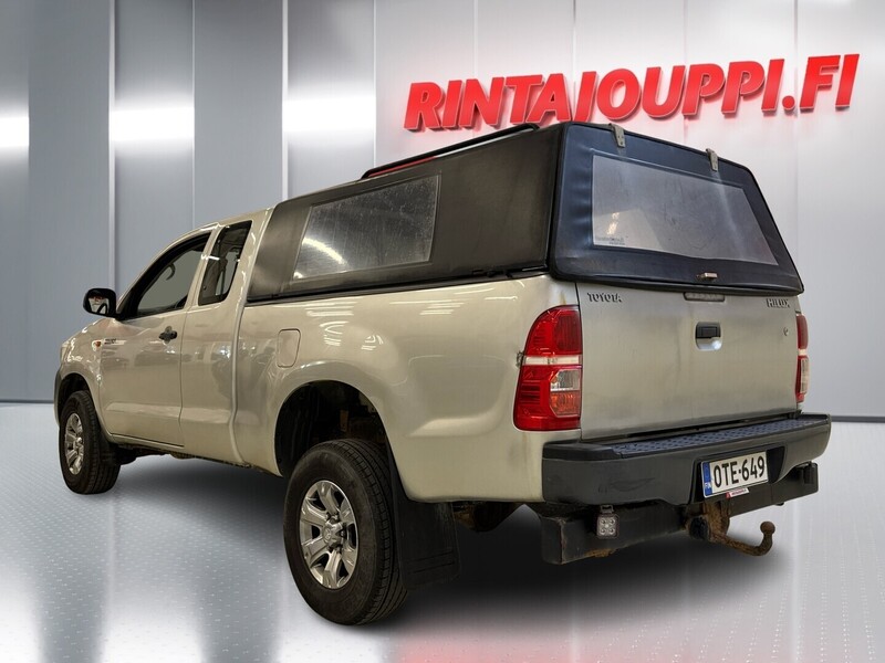 Toyota Hilux vaihtoauto