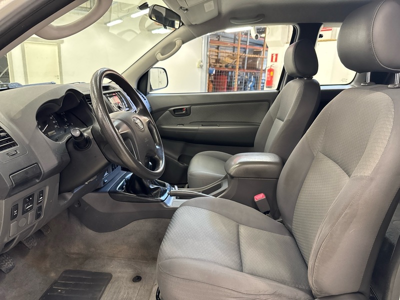 Toyota Hilux vaihtoauto