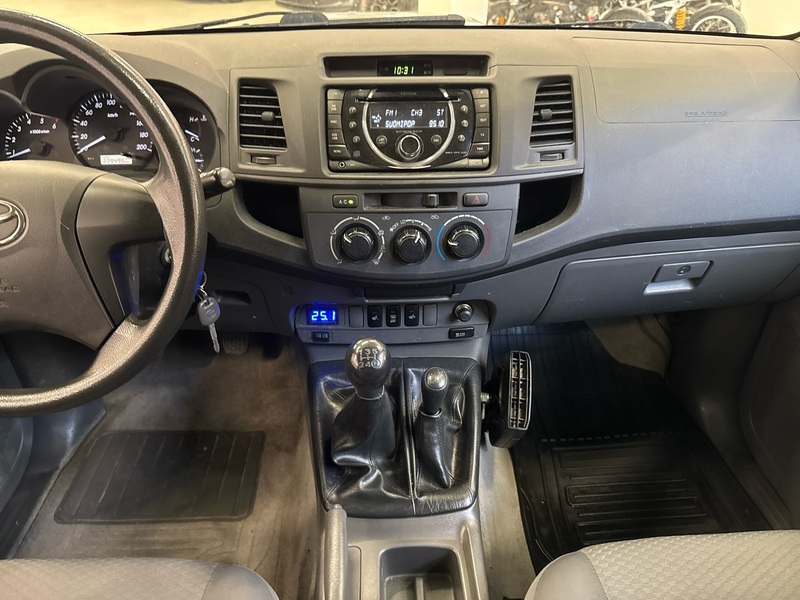 Toyota Hilux vaihtoauto