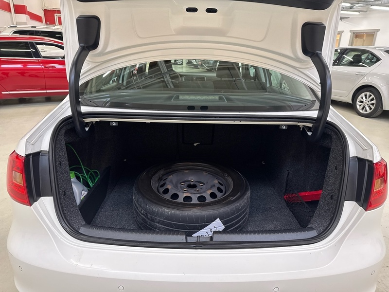 Volkswagen Jetta vaihtoauto