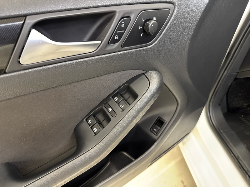 Volkswagen Jetta vaihtoauto