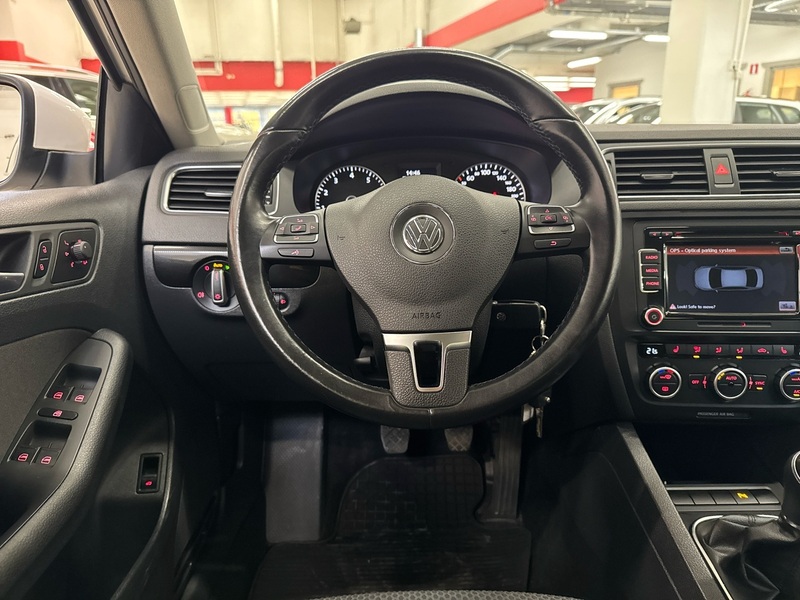 Volkswagen Jetta vaihtoauto