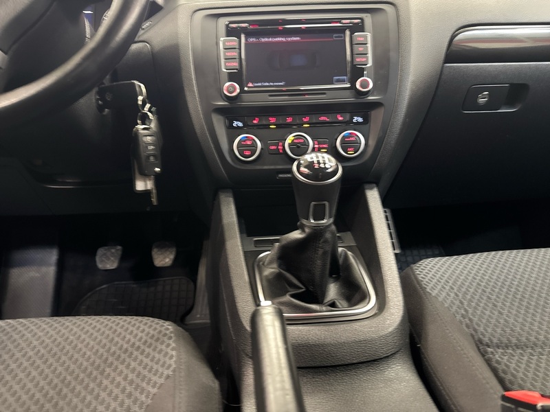 Volkswagen Jetta vaihtoauto