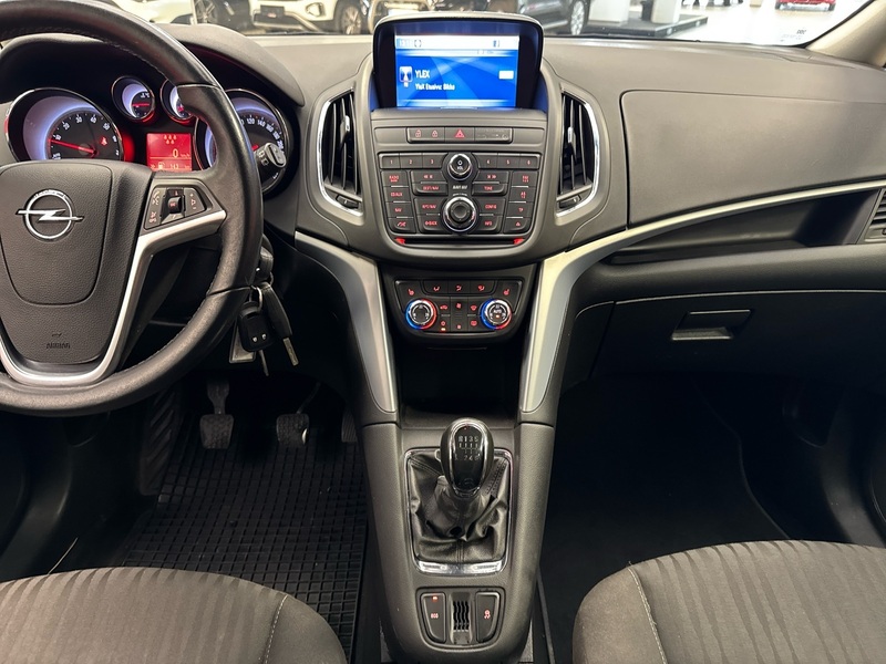 Opel Zafira Tourer vaihtoauto