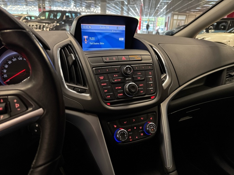 Opel Zafira Tourer vaihtoauto