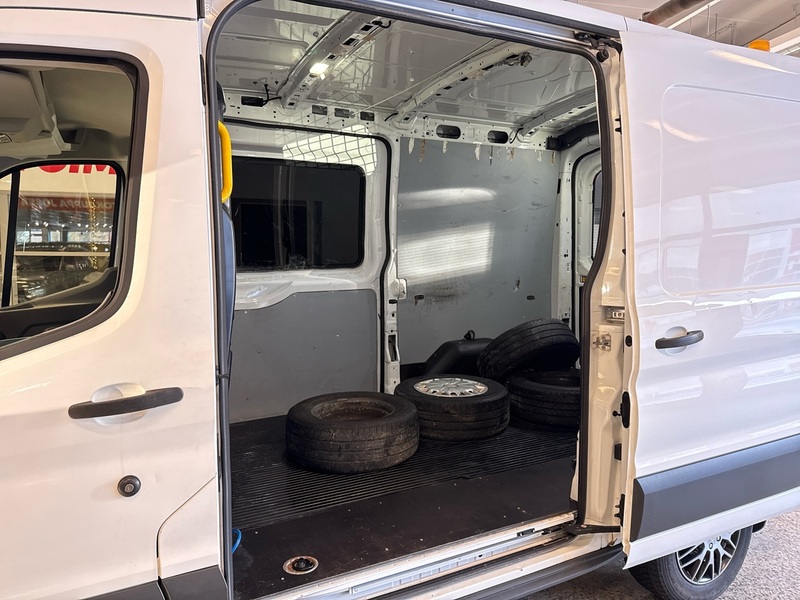 Ford Transit vaihtoauto