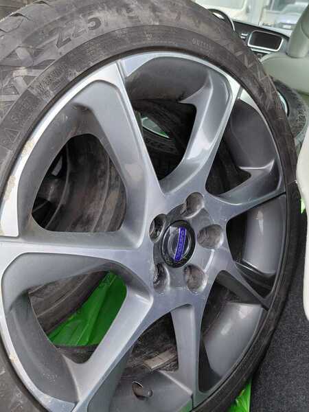 Volvo V40 vaihtoauto