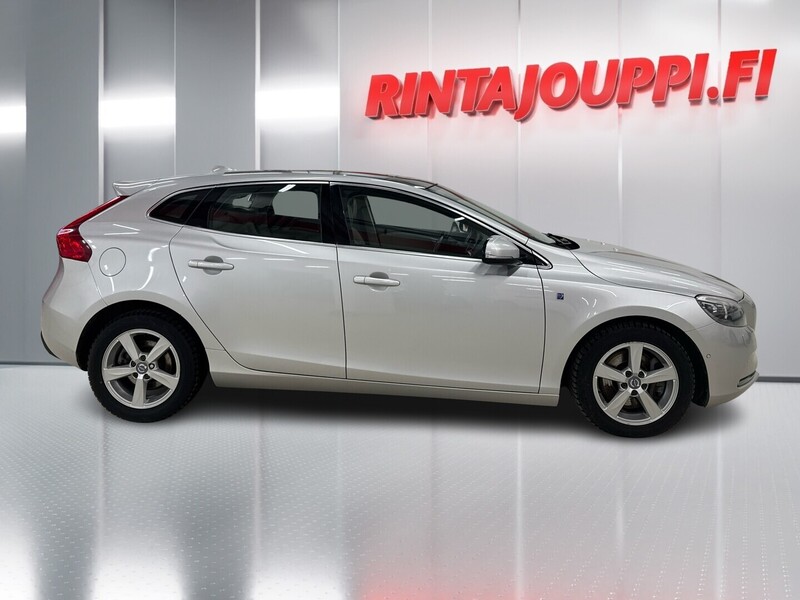 Volvo V40 vaihtoauto