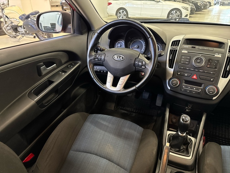 Kia Ceed vaihtoauto