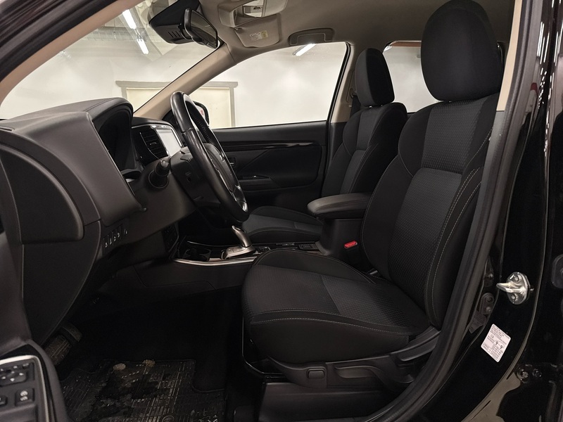 Mitsubishi Outlander PHEV vaihtoauto