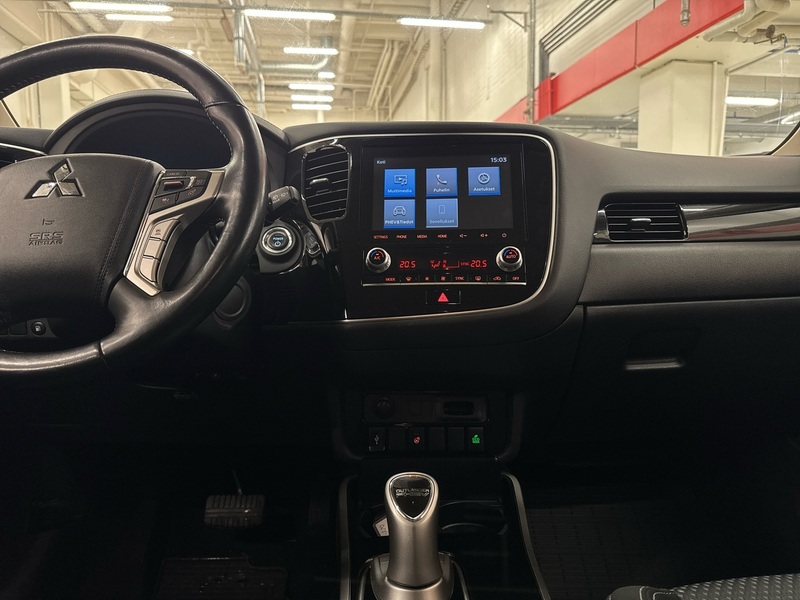 Mitsubishi Outlander PHEV vaihtoauto