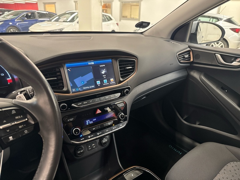 Hyundai IONIQ electric vaihtoauto