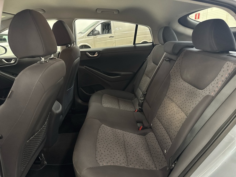 Hyundai IONIQ electric vaihtoauto