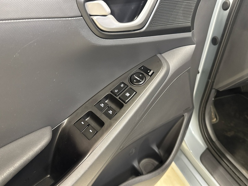 Hyundai IONIQ electric vaihtoauto