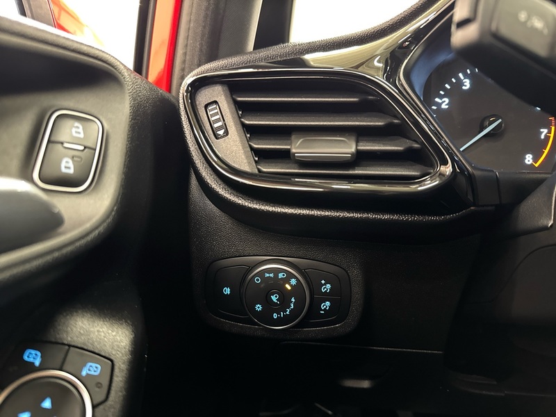 Ford Fiesta vaihtoauto