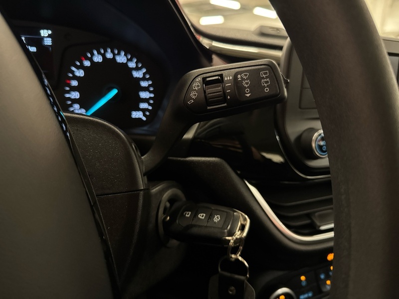 Ford Fiesta vaihtoauto