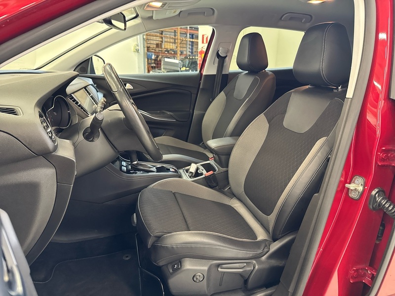 Opel Grandland X vaihtoauto