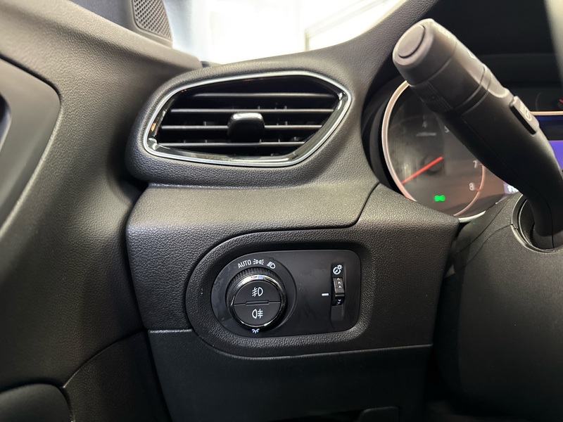 Opel Grandland X vaihtoauto