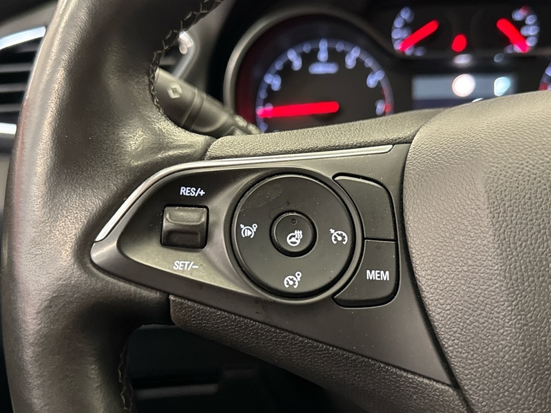 Opel Grandland X vaihtoauto