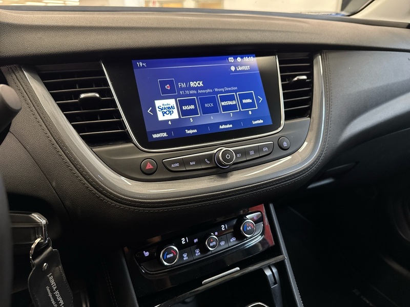 Opel Grandland X vaihtoauto