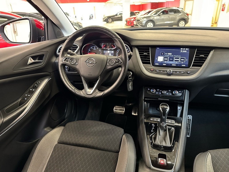 Opel Grandland X vaihtoauto