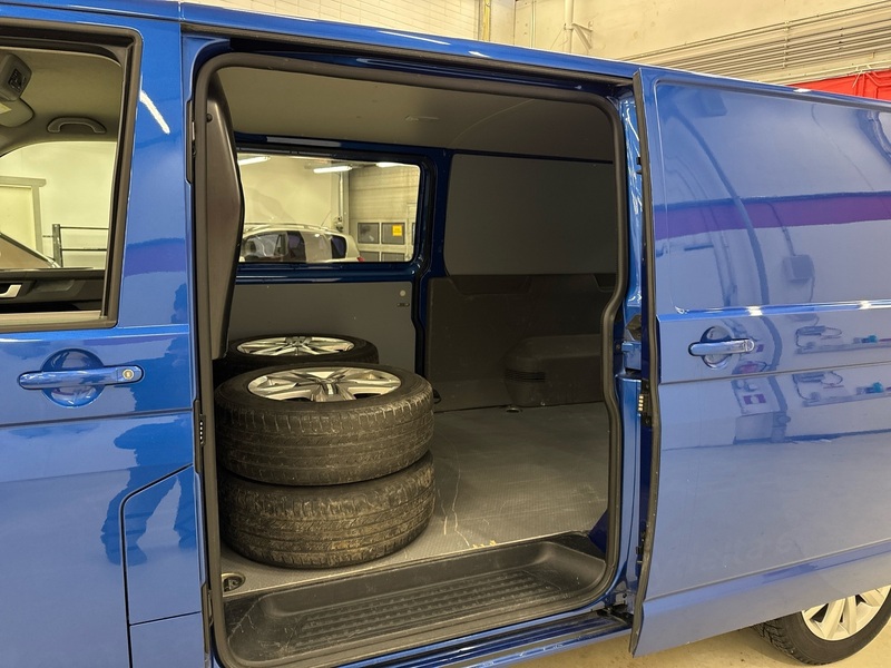 Volkswagen Transporter vaihtoauto