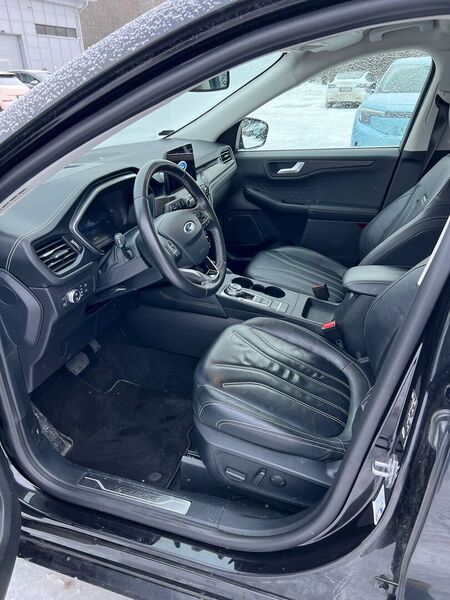 Ford Kuga vaihtoauto