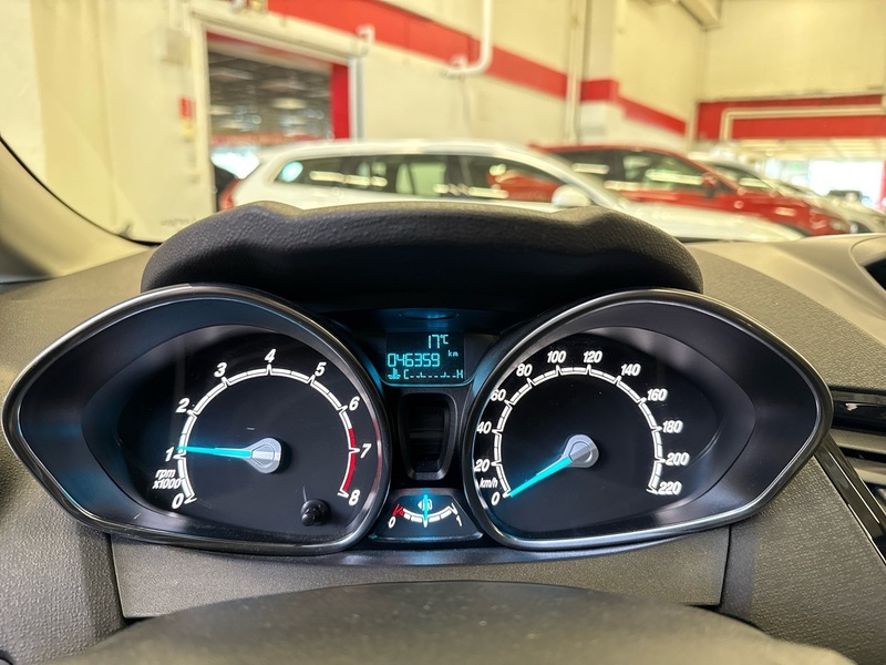 Ford Fiesta vaihtoauto