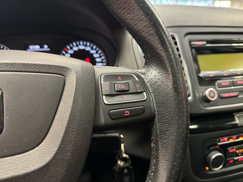 SEAT Alhambra vaihtoauto