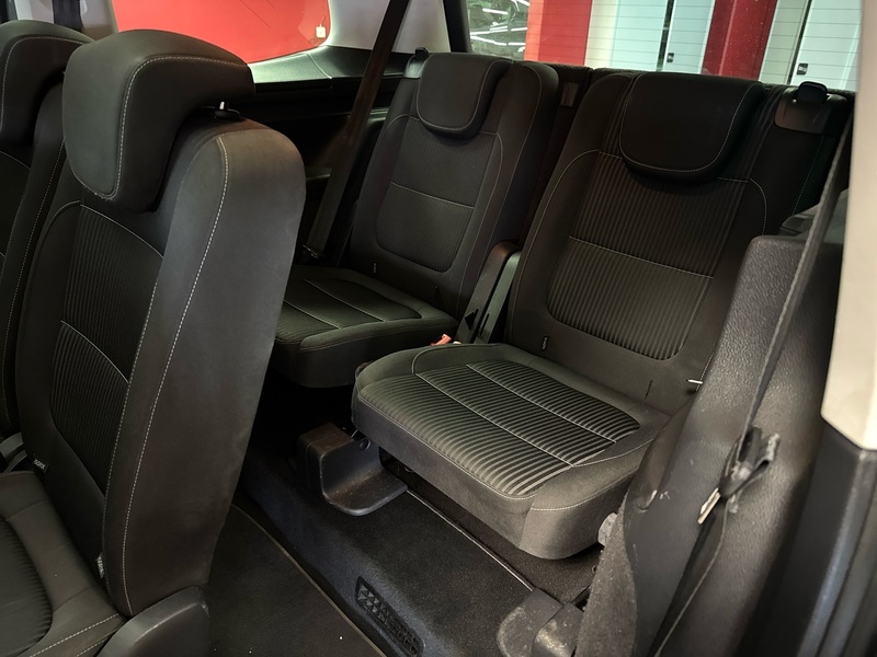 SEAT Alhambra vaihtoauto