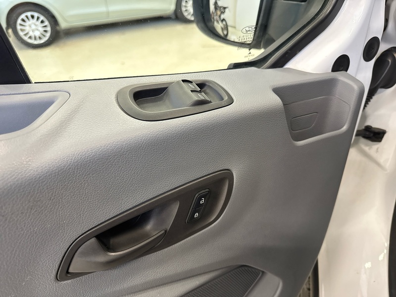 Ford Transit vaihtoauto