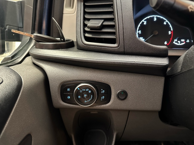 Ford Transit Custom vaihtoauto