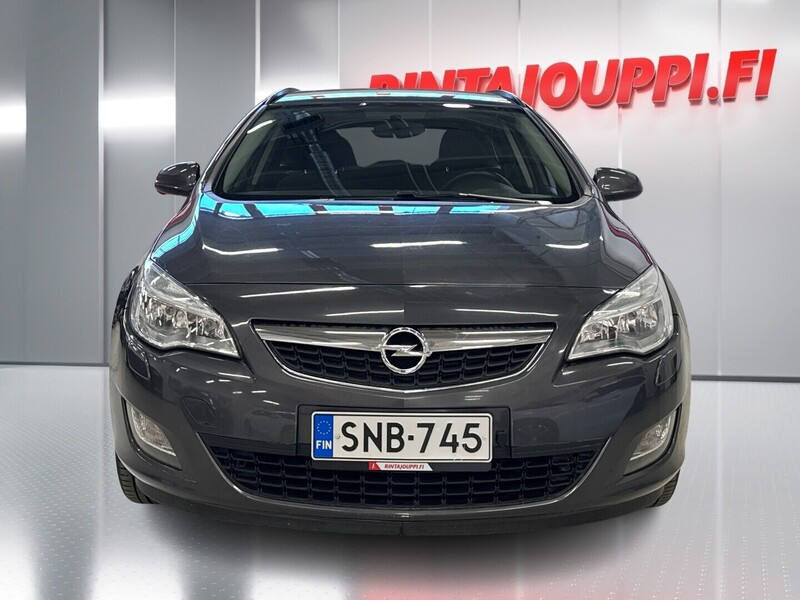 Opel Astra vaihtoauto