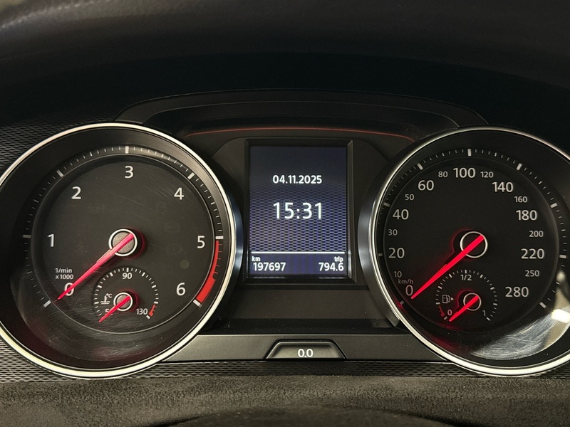 Volkswagen Golf vaihtoauto