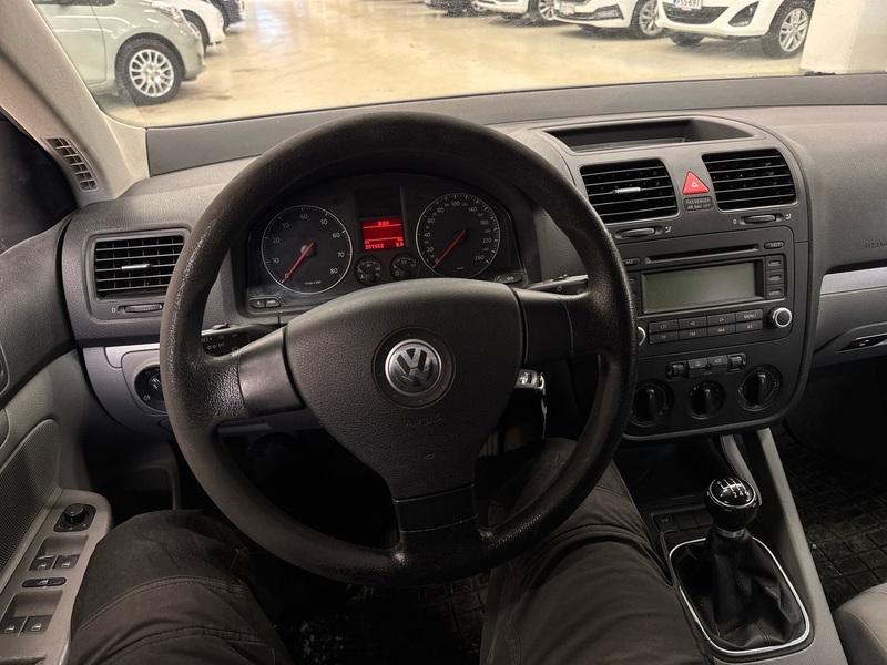 Volkswagen Jetta vaihtoauto