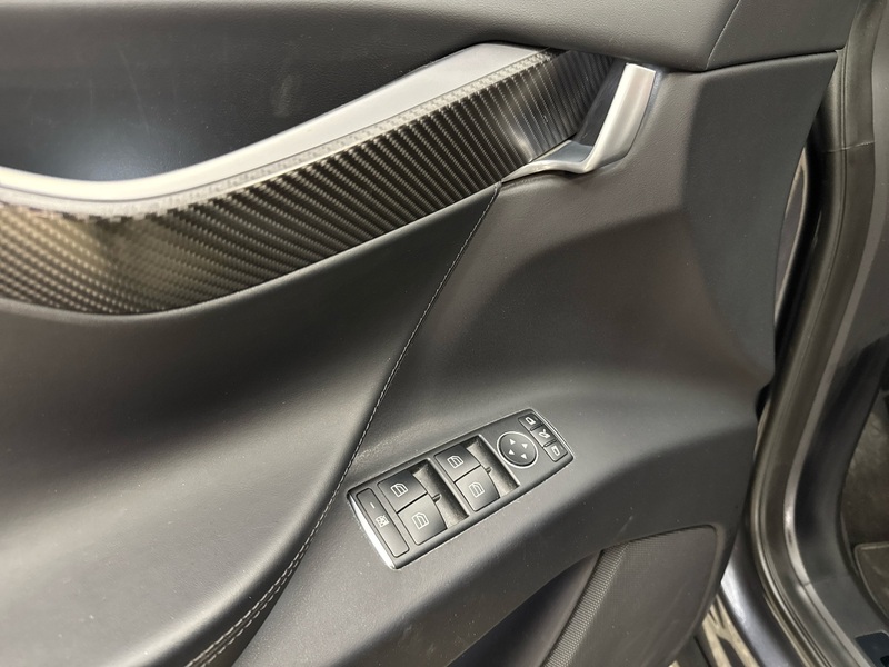 Tesla Model X vaihtoauto