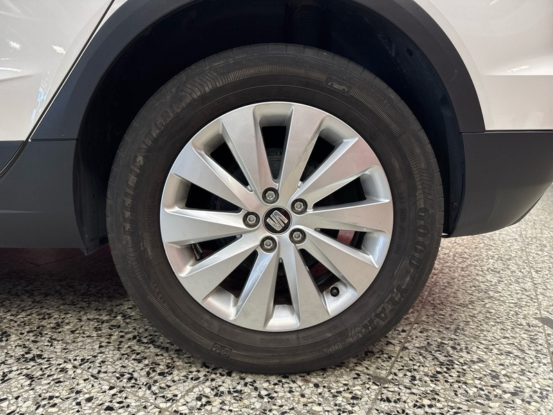 SEAT Arona vaihtoauto