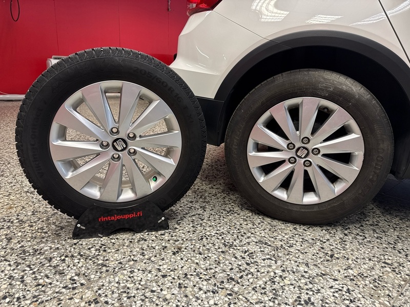 SEAT Arona vaihtoauto