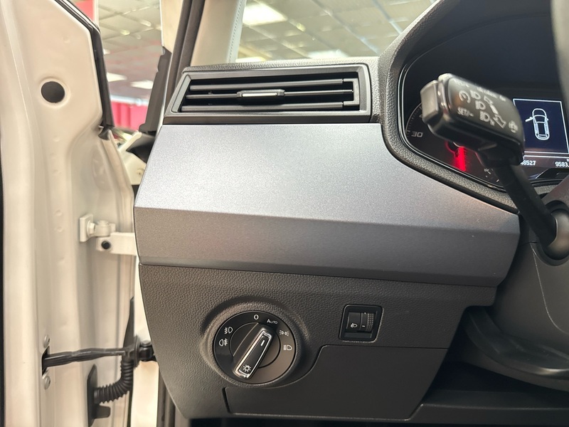 SEAT Arona vaihtoauto