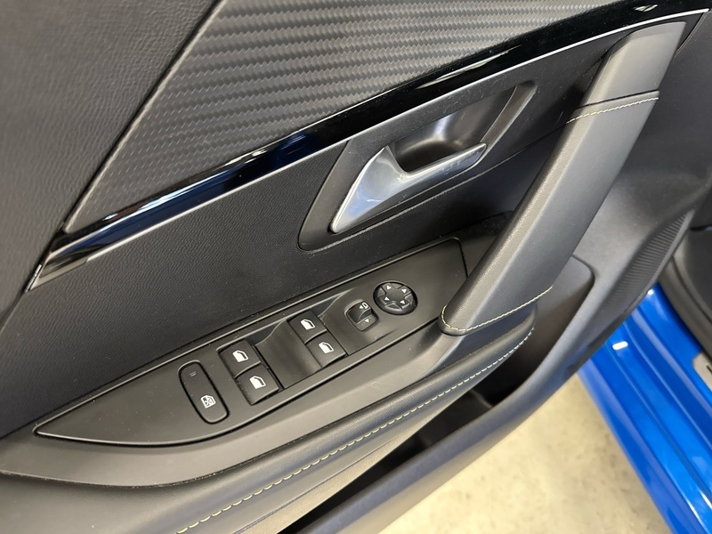 Peugeot e-208 vaihtoauto