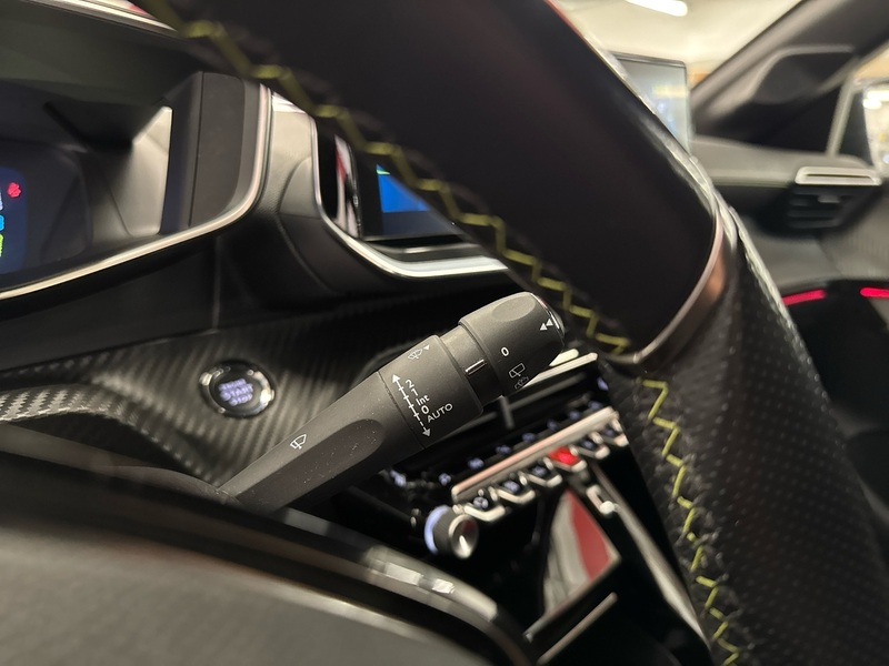 Peugeot e-208 vaihtoauto