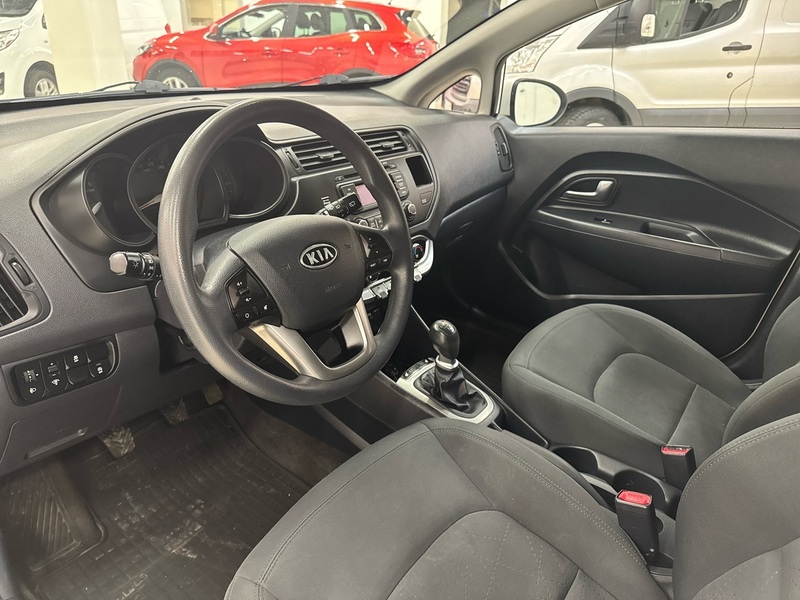 Kia Rio vaihtoauto