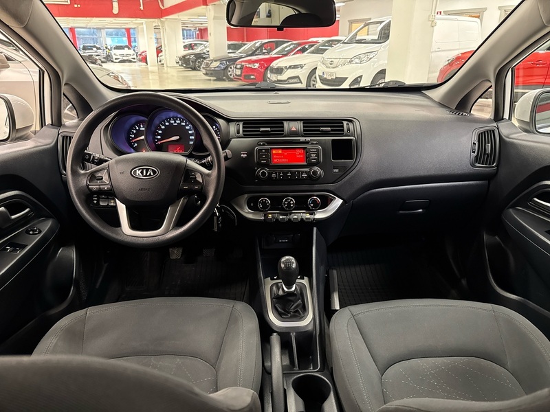 Kia Rio vaihtoauto
