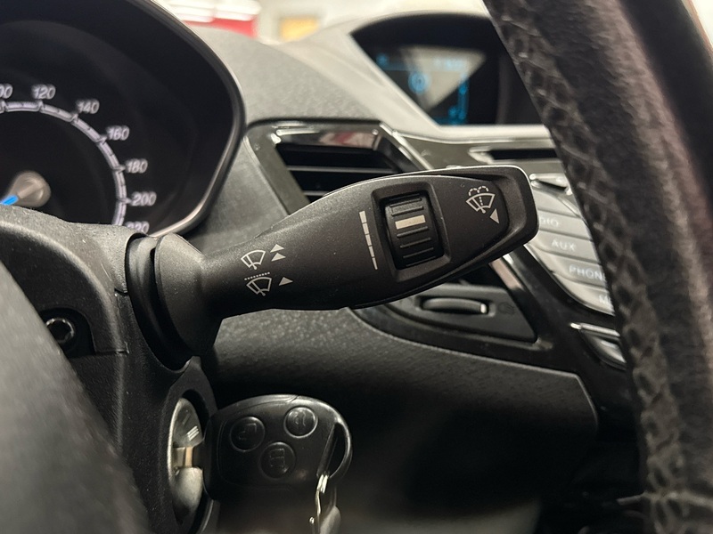 Ford Fiesta Van vaihtoauto