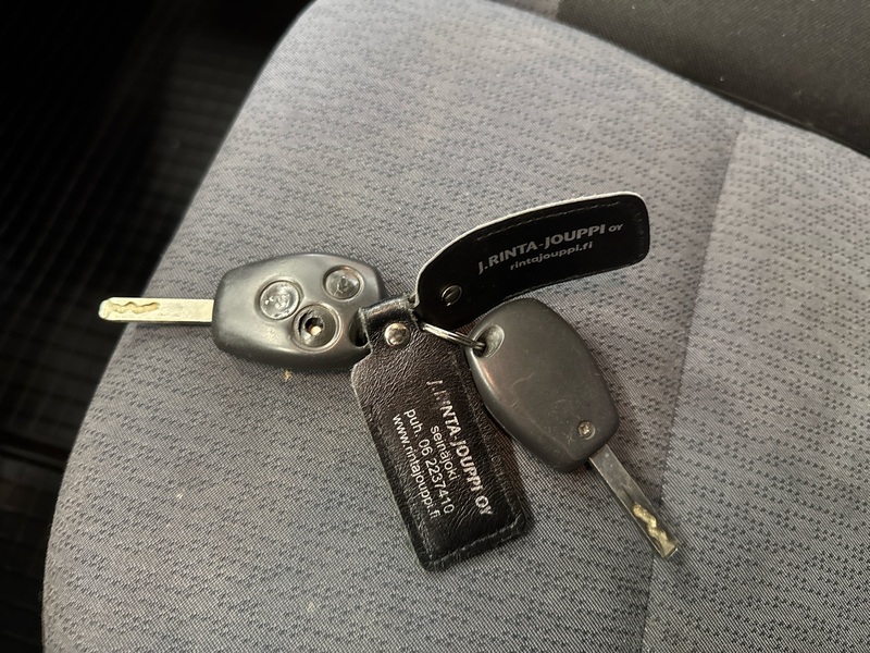 Opel Vivaro vaihtoauto