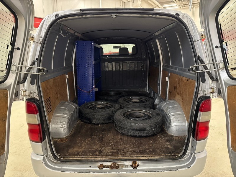 Toyota Hiace vaihtoauto