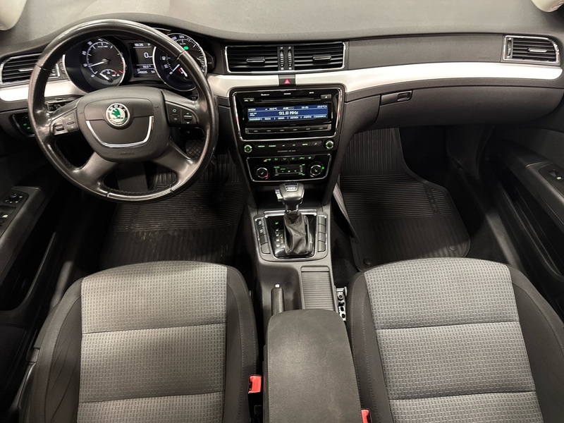 Skoda Superb vaihtoauto