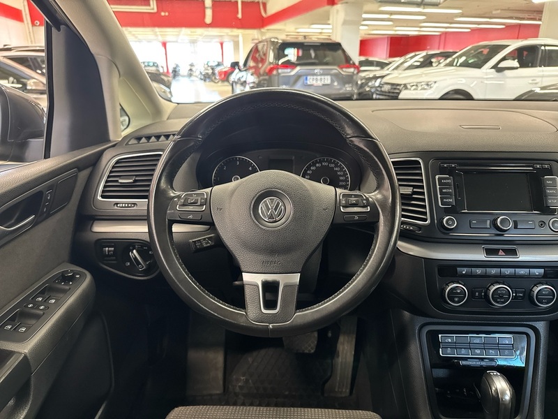 Volkswagen Sharan vaihtoauto