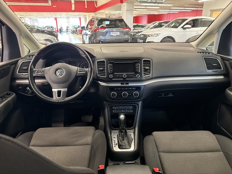 Volkswagen Sharan vaihtoauto